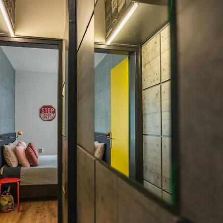 Urban Style In The Centre Apartment Varna