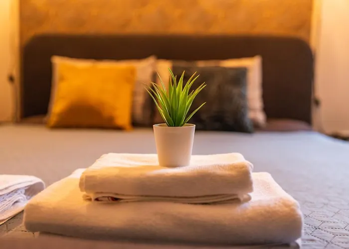 Urban Style In The Centre Apartment *