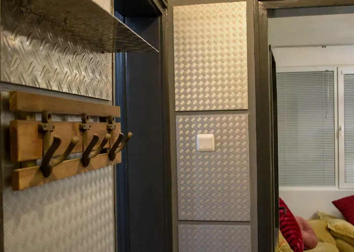 Urban Style In The Centre Apartment *